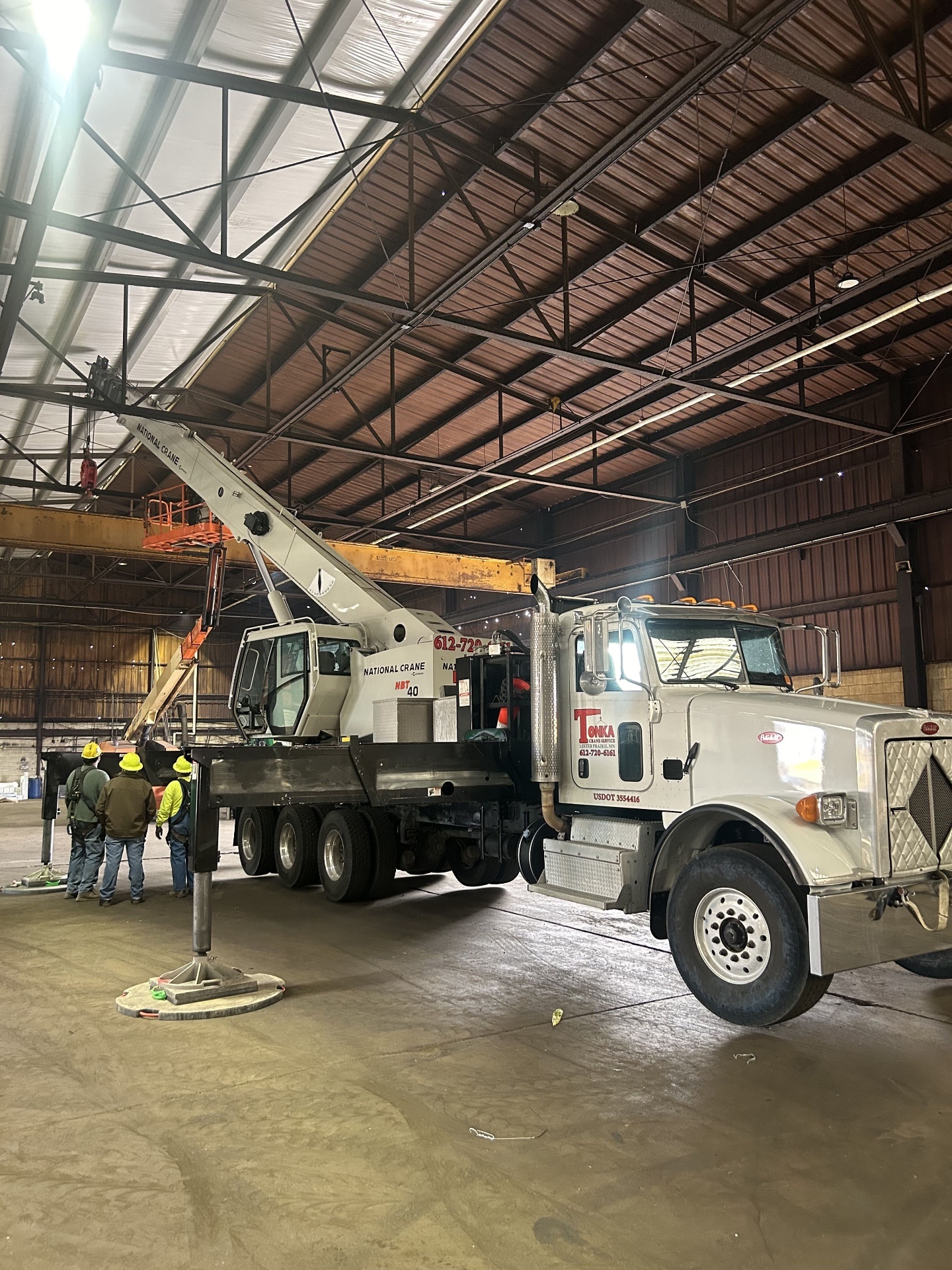 Shop Crane